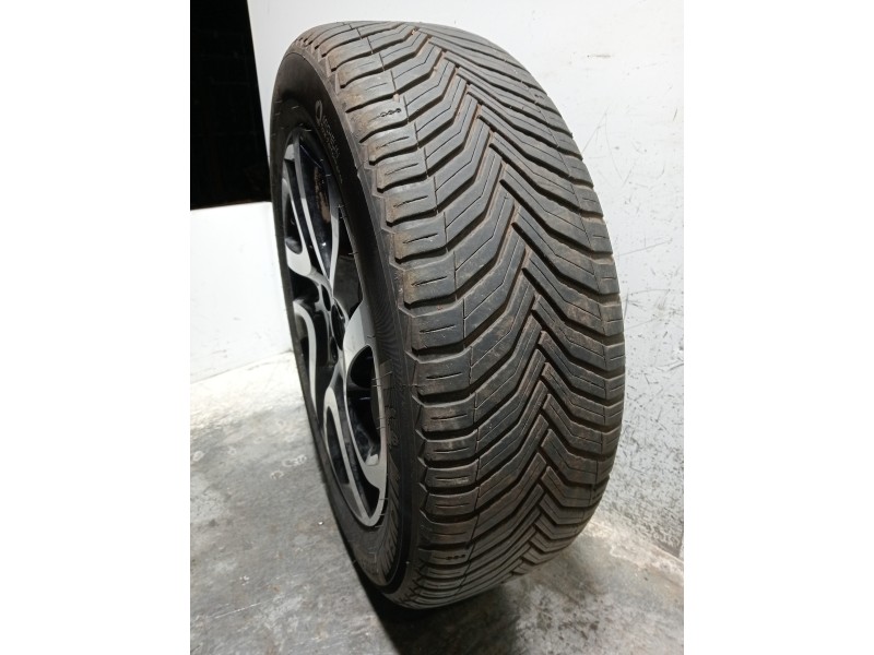 Recambio de juego llantas para renault captur referencia OEM IAM   