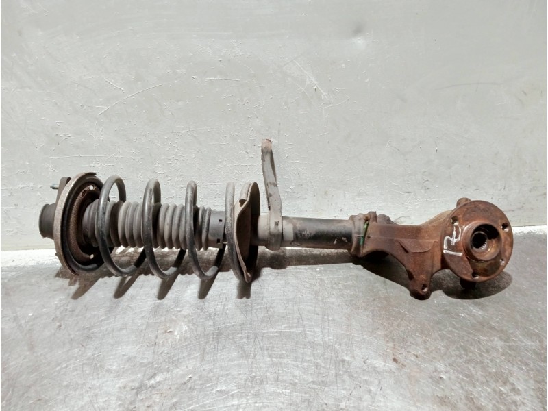 Recambio de amortiguador delantero izquierdo para peugeot 106 (s1) referencia OEM IAM   