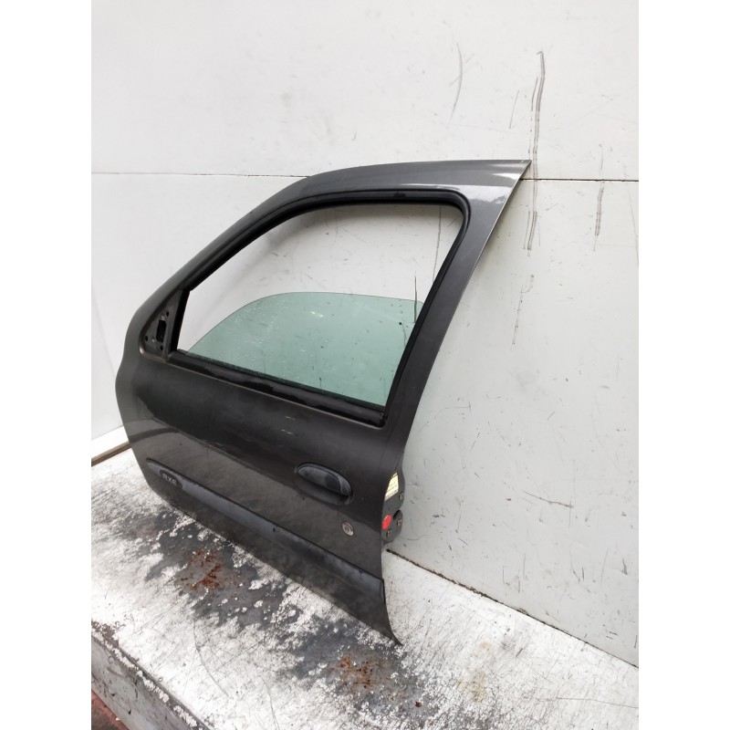 Recambio de puerta delantera izquierda para renault clio ii fase i (b/cbo) 1.4 alize referencia OEM IAM   5P