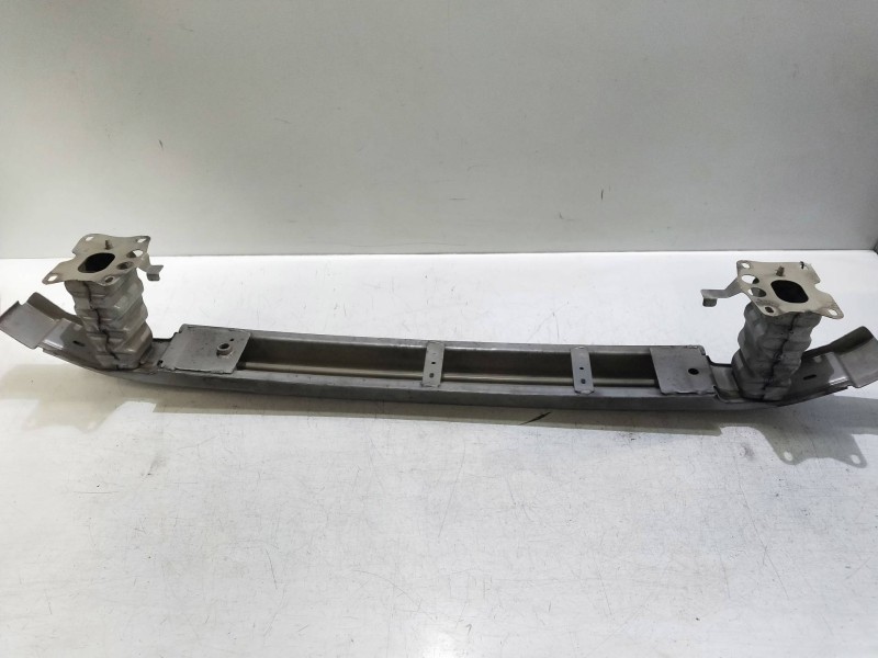 Recambio de refuerzo paragolpes delantero para citroen c8 2.0 hdi 160 fap seduction referencia OEM IAM   