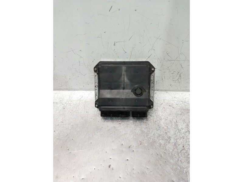 Recambio de centralita motor uce para toyota auris luna referencia OEM IAM MB1758009591 8966102D91 