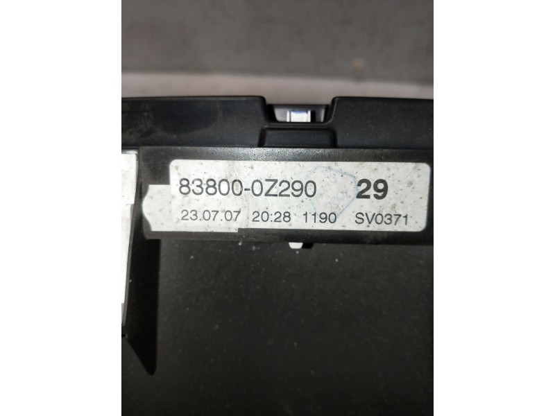 Recambio de cuadro instrumentos para toyota auris luna referencia OEM IAM 838000Z290 A2C53289641 SV0371