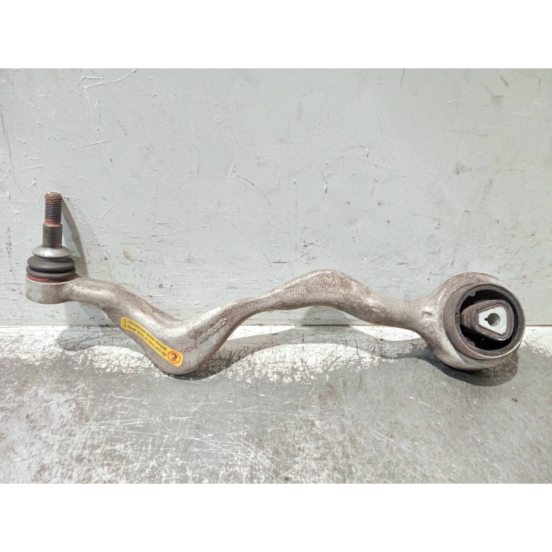 Recambio de brazo suspension inferior delantero izquierdo para bmw serie 1 berlina (e81/e87) referencia OEM IAM 6765305  