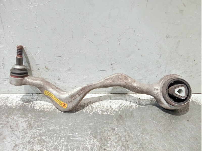Recambio de brazo suspension inferior delantero izquierdo para bmw serie 1 berlina (e81/e87) referencia OEM IAM 6765305  