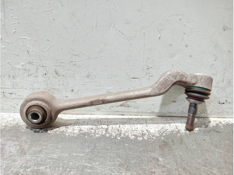 Recambio de brazo suspension inferior delantero derecho para bmw serie 1 berlina (e81/e87) referencia OEM IAM 6082T6  