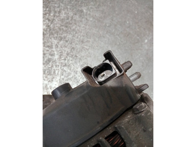Recambio de alternador para bmw serie 1 berlina (e81/e87) referencia OEM IAM 7802261 2543461C S38AN09