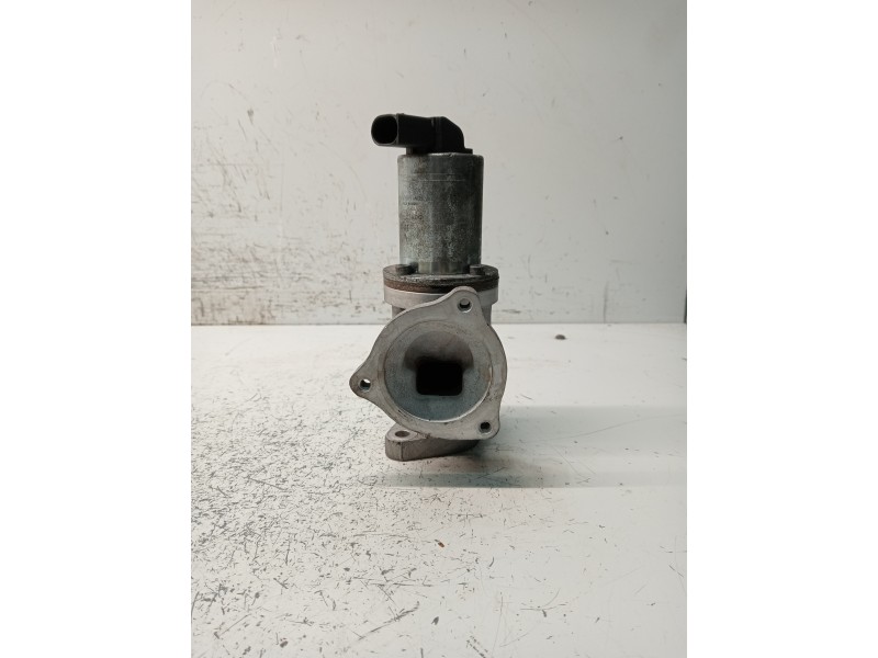Recambio de valvula egr para hyundai tucson (jm) referencia OEM IAM 2841027400  