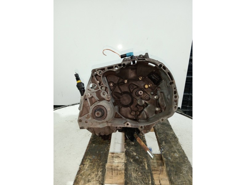 Recambio de caja cambios para renault clio ii fase i (b/cbo) 1.4 alize referencia OEM IAM JB1958 S028534 5V