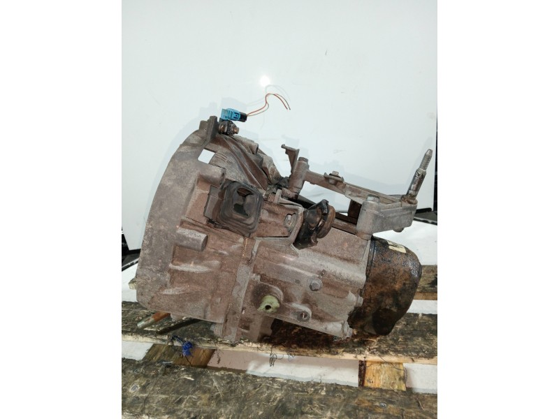 Recambio de caja cambios para renault clio ii fase i (b/cbo) 1.4 alize referencia OEM IAM JB1958 S028534 5V