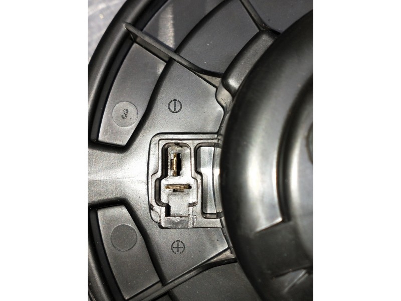 Recambio de motor calefaccion para toyota corolla (e12) referencia OEM IAM 0130101601  