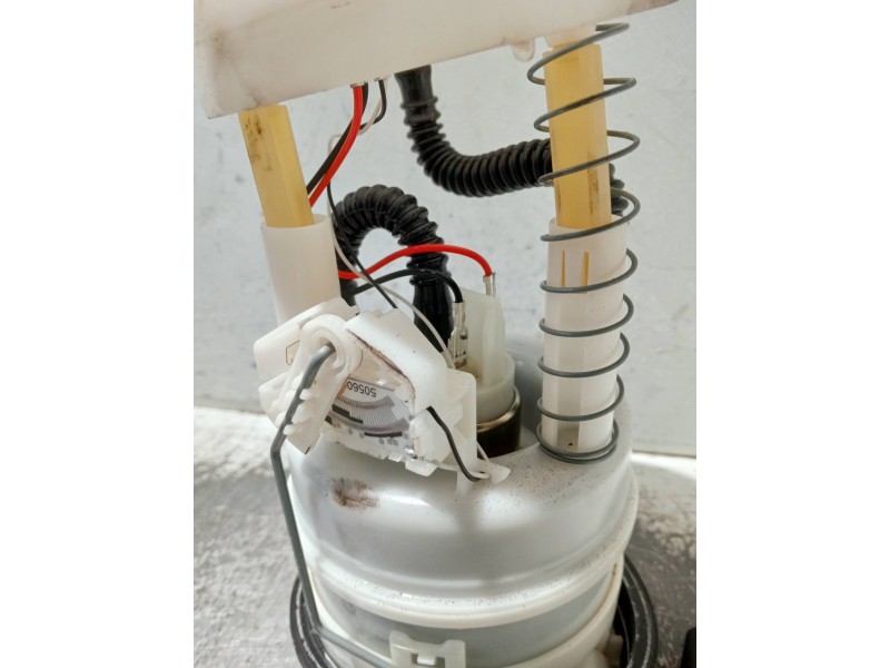 Recambio de bomba combustible para mini mini (r56) cooper referencia OEM IAM 2752287 09750569900 