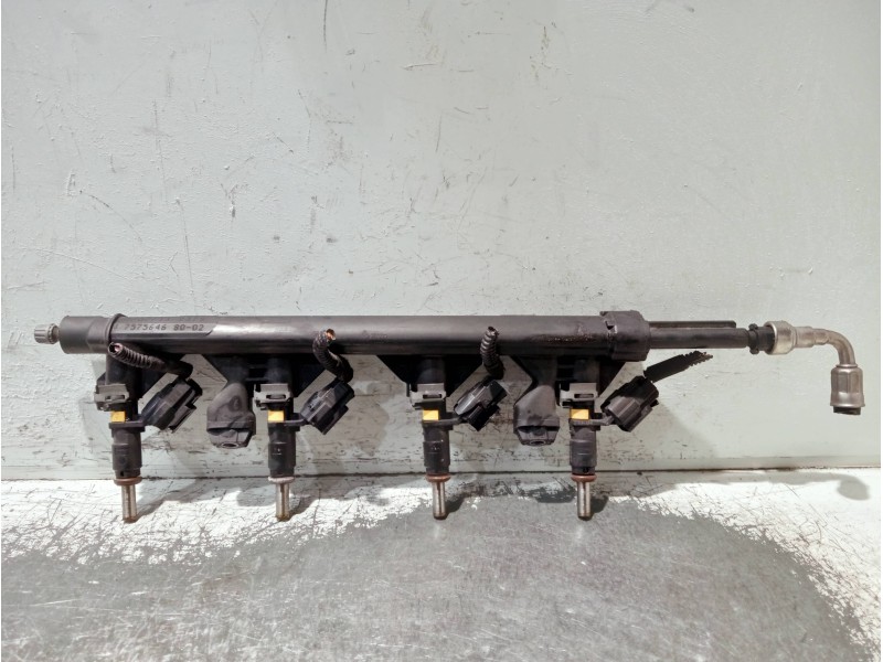 Recambio de rampa inyectora para mini mini (r56) cooper referencia OEM IAM 75756468002  