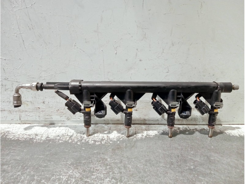 Recambio de rampa inyectora para mini mini (r56) cooper referencia OEM IAM 75756468002  