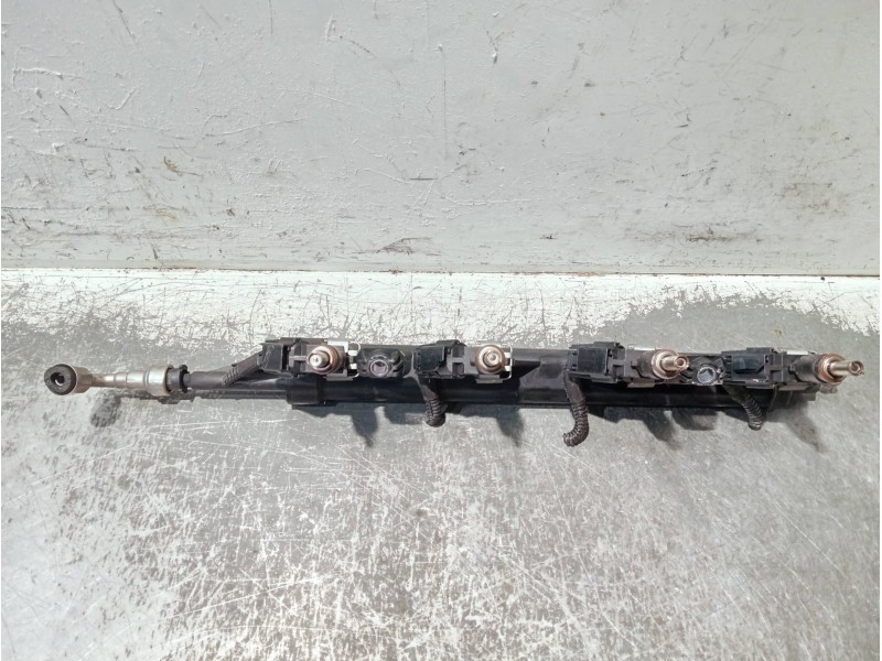 Recambio de rampa inyectora para mini mini (r56) cooper referencia OEM IAM 75756468002  