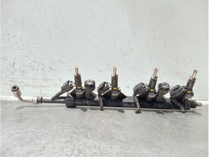 Recambio de rampa inyectora para mini mini (r56) cooper referencia OEM IAM 75756468002  