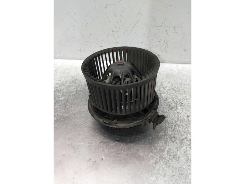 Recambio de motor calefaccion para renault megane ii coupe/cabrio referencia OEM IAM NM030910G GMVB84P35 