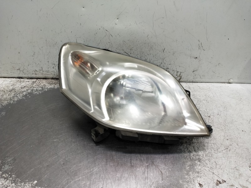 Recambio de faro derecho para fiat fiorino referencia OEM IAM 45560393 45560999 1353197080
