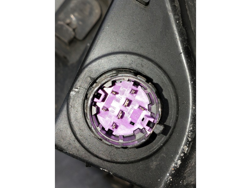 Recambio de faro derecho para fiat fiorino referencia OEM IAM 45560393 45560999 1353197080