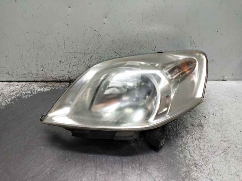 Recambio de faro izquierdo para fiat fiorino referencia OEM IAM   