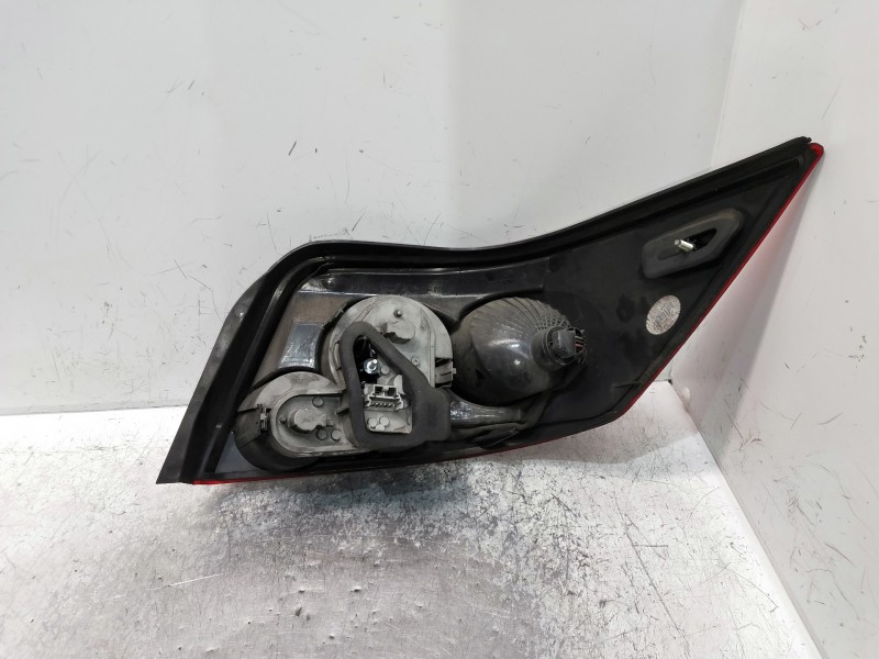 Recambio de piloto trasero izquierdo para renault megane ii coupe/cabrio referencia OEM IAM 82001426888  