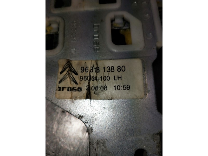 Recambio de elevalunas delantero izquierdo para citroen c4 sedan referencia OEM IAM 9681813880 960534100 4P