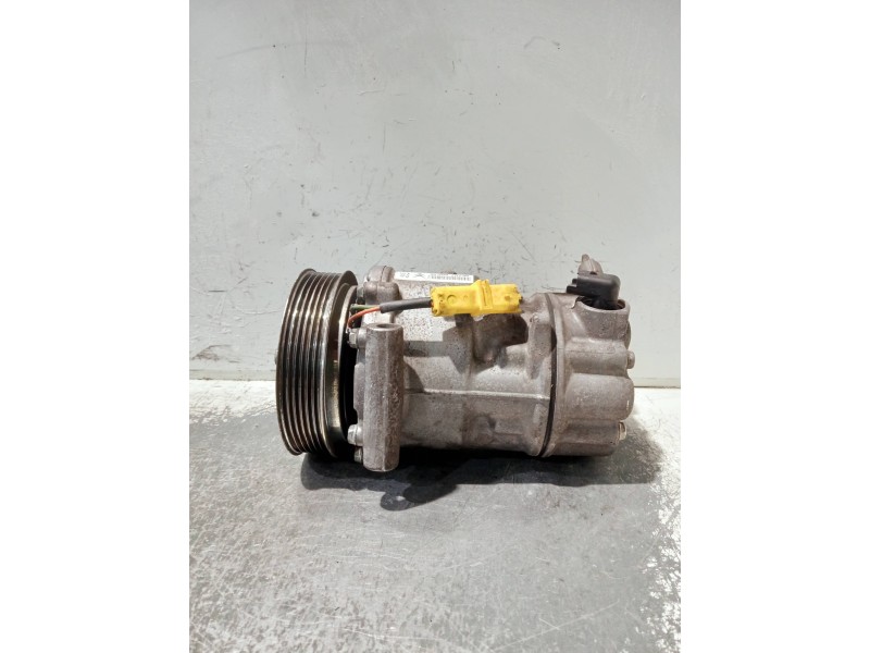 Recambio de compresor aire acondicionado para peugeot 207 1.4 referencia OEM IAM 9659675780 1355F 