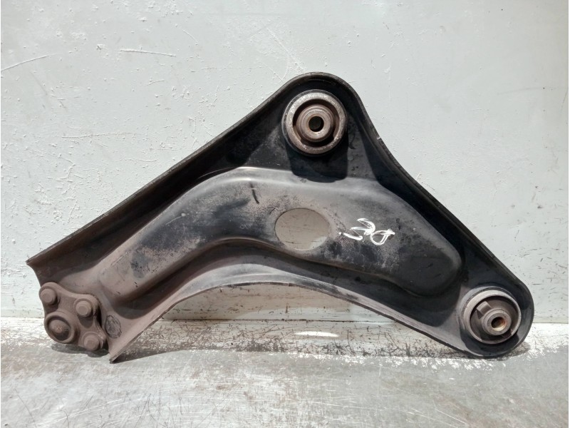 Recambio de brazo suspension inferior delantero derecho para peugeot 207 1.4 referencia OEM IAM   