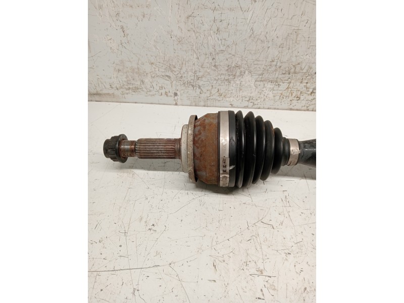 Recambio de transmision delantera derecha para toyota auris business referencia OEM IAM   