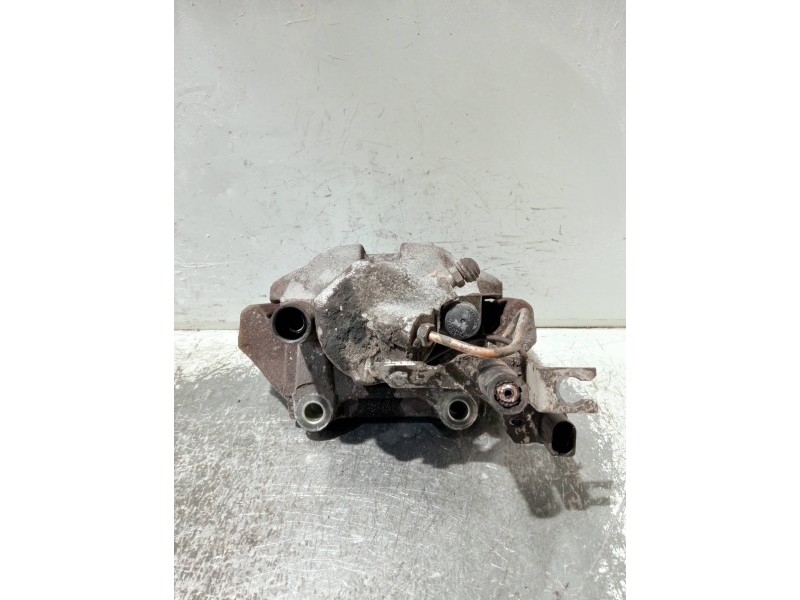 Recambio de pinza freno delantera izquierda para audi a4 berlina (b5) referencia OEM IAM   