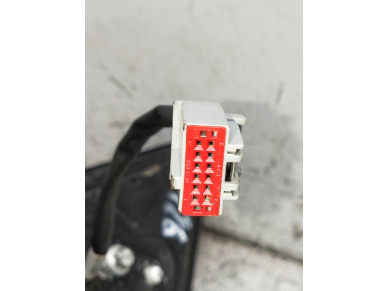 Recambio de retrovisor izquierdo para ford mondeo ber. (ca2) referencia OEM IAM ELÉCTRICO 1 ENCHUFE 5 CABLES