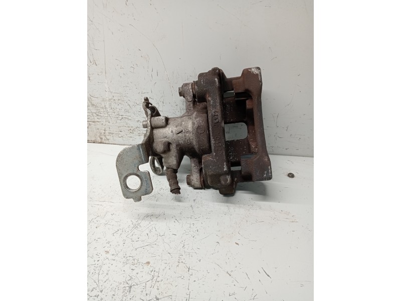 Recambio de pinza freno trasera derecha para toyota auris business referencia OEM IAM   