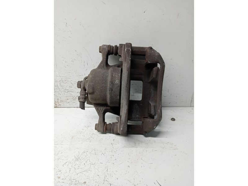 Recambio de pinza freno delantera izquierda para toyota auris business referencia OEM IAM   