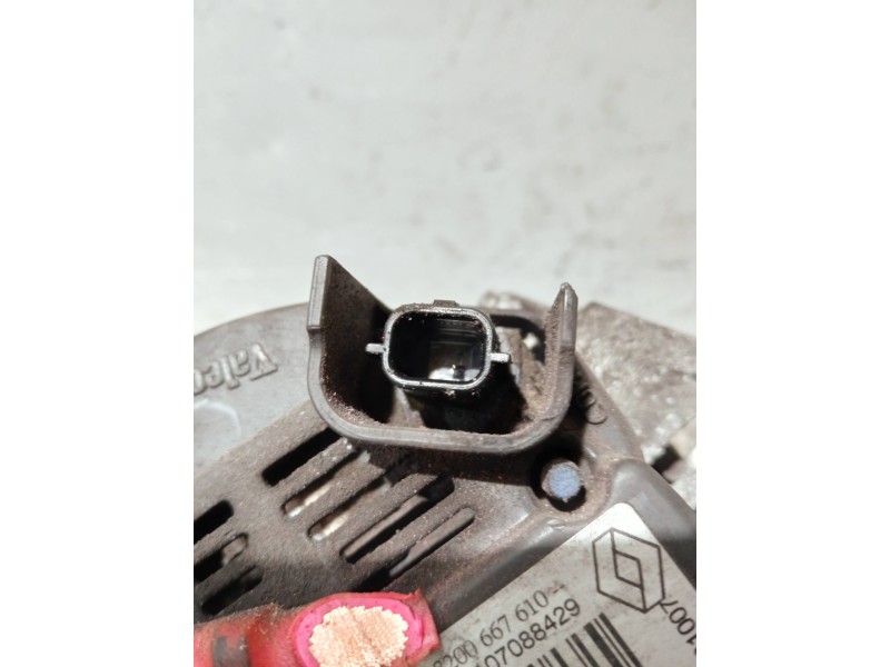 Recambio de alternador para renault megane ii berlina 5p referencia OEM IAM 8200667610 2543563A TG11C065