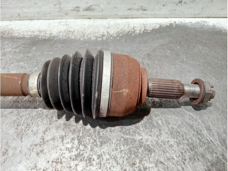 Recambio de transmision delantera derecha para renault megane ii berlina 5p referencia OEM IAM 8200790517 EBJ95BT128 