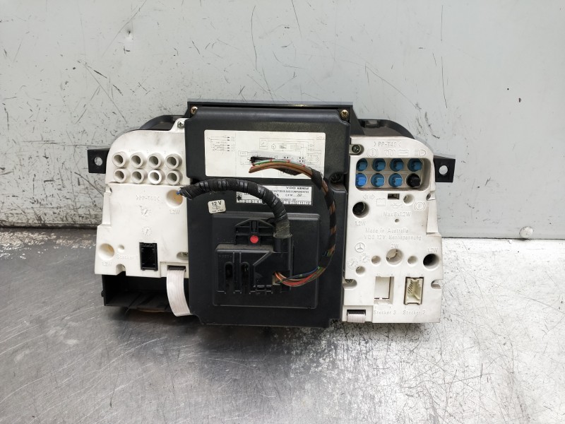 Recambio de cuadro instrumentos para mercedes sprinter (w901,w904) caja cerr. referencia OEM IAM   