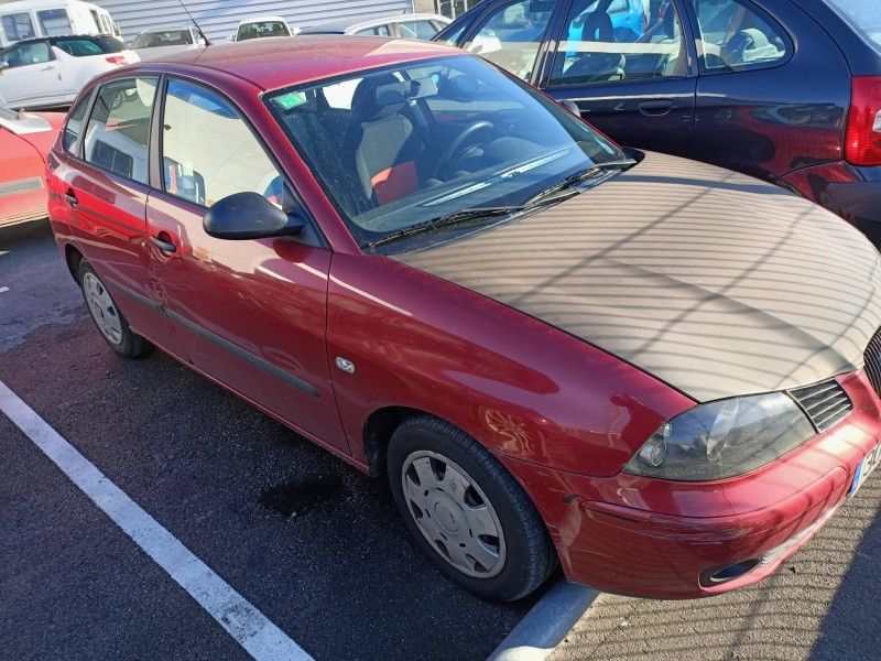 seat ibiza (6l1) del año 2003