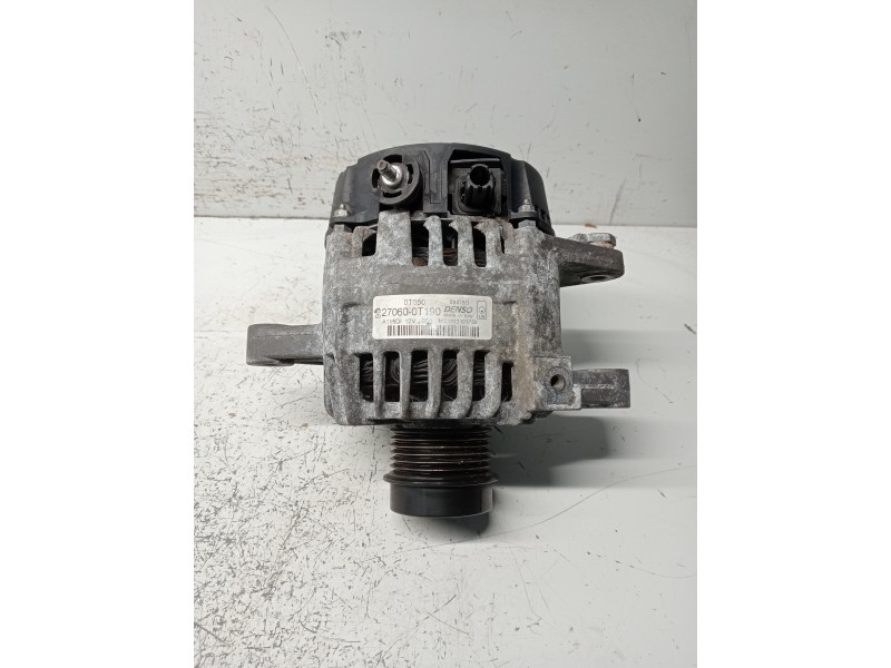 Recambio de alternador para toyota auris business referencia OEM IAM 270600T190 MS1012101750 