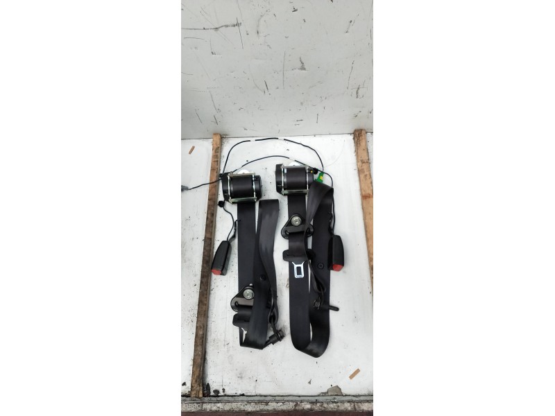 Recambio de kit airbag para dacia sandero comfort referencia OEM IAM   