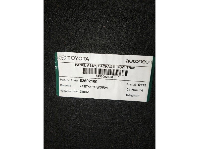Recambio de bandeja trasera para toyota auris business referencia OEM IAM 6433002A30 82602100 