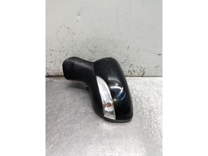 Recambio de retrovisor izquierdo para renault captur referencia OEM IAM ELECTRICO 1 ENCHUFE 9 CABLES