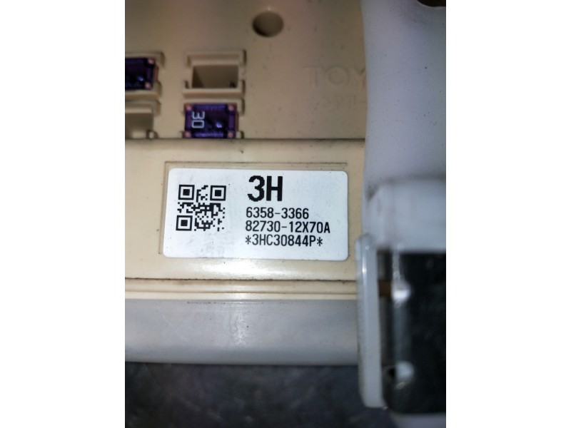 Recambio de caja reles / fusibles para toyota auris business referencia OEM IAM 8922102331 50119221 63583366 8273012X70A