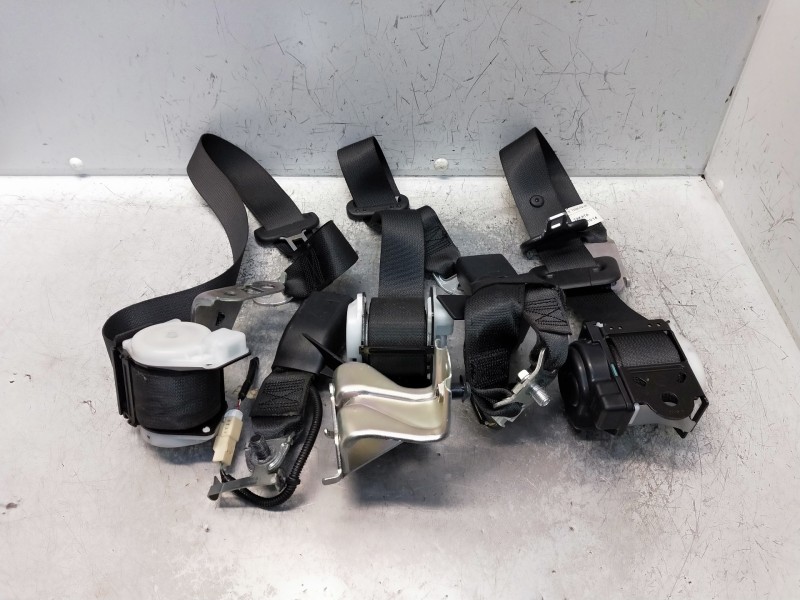 Recambio de juego cinturones trasero para toyota auris business referencia OEM IAM   5P