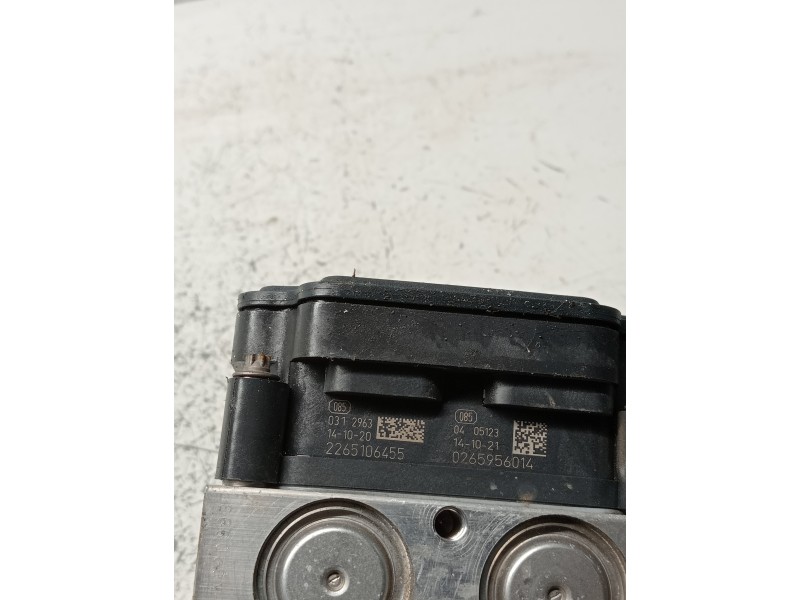 Recambio de abs para toyota auris business referencia OEM IAM 4454002380 0265242074 0265956014 2265106455