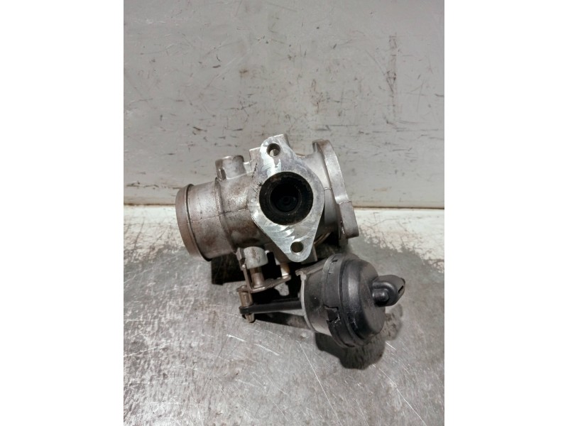 Recambio de caja mariposa para volkswagen golf iv berlina (1j1) referencia OEM IAM 038129637B 045131501L 