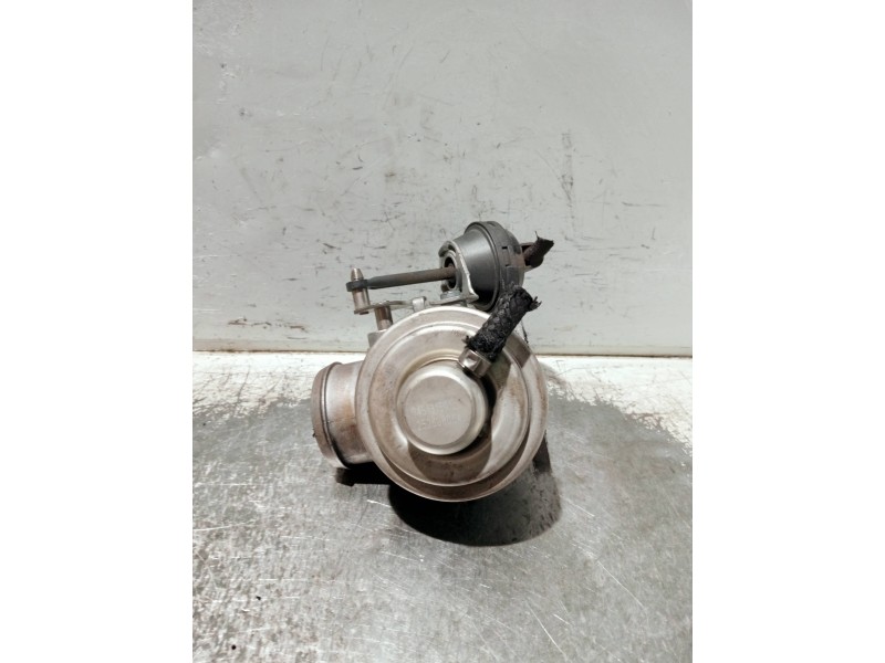 Recambio de caja mariposa para volkswagen golf iv berlina (1j1) referencia OEM IAM 038129637B 045131501L 