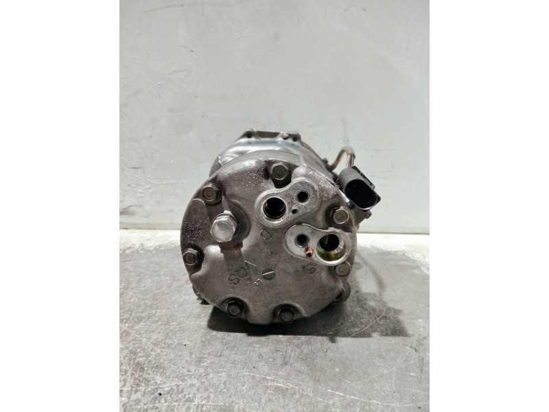 Recambio de compresor aire acondicionado para volkswagen golf iv berlina (1j1) referencia OEM IAM 1J0820803K SD7V16 