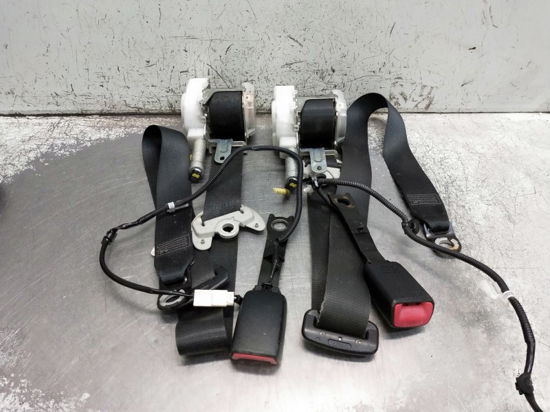 Recambio de kit airbag para toyota auris business referencia OEM IAM 8917002B90 226370101 