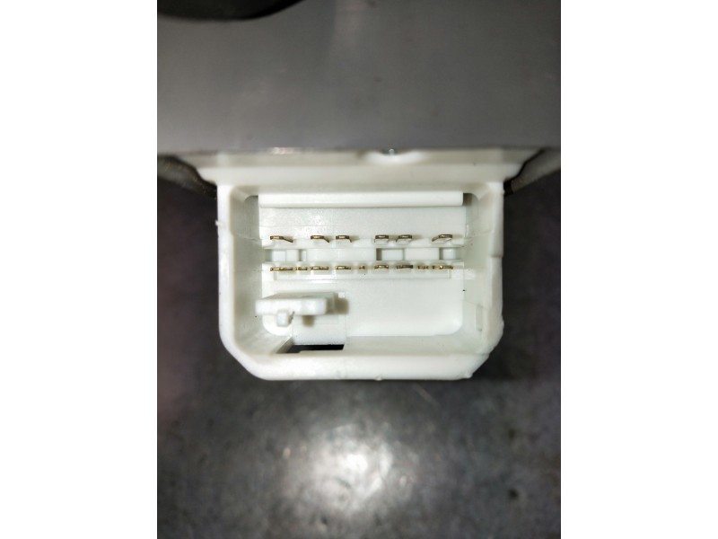 Recambio de mando elevalunas delantero izquierdo para toyota auris business referencia OEM IAM   5P