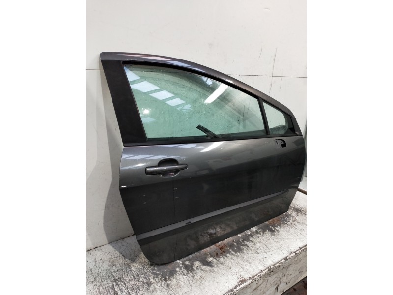 Recambio de puerta delantera derecha para peugeot 308 referencia OEM IAM   3P