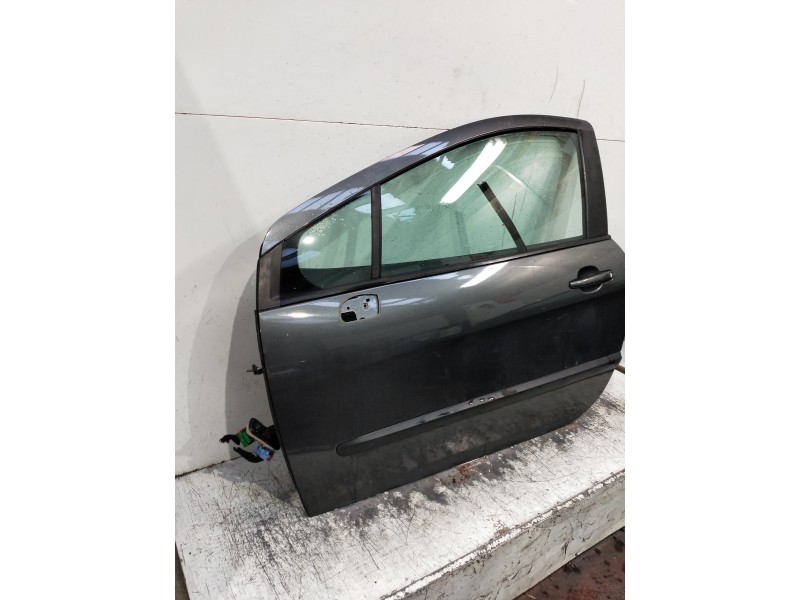 Recambio de puerta delantera izquierda para peugeot 308 referencia OEM IAM   3P